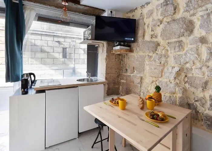 아파트 Lou - Stylish Montorgueil Historic Heights
